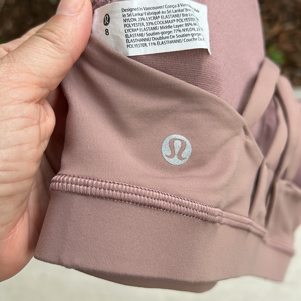 NWOT - LULULEMON Energy Sports Bra - Picture 6 of 7